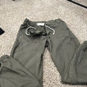 Womens cargo joggers worn a few times